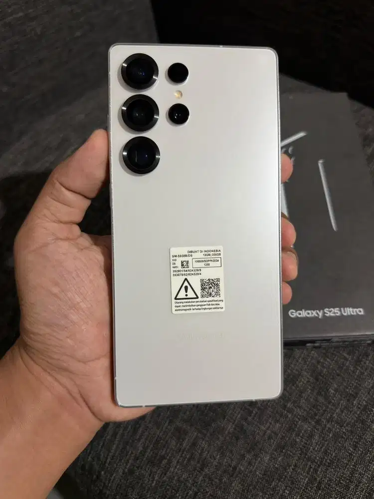 Samsung S25 Ultra 12/256