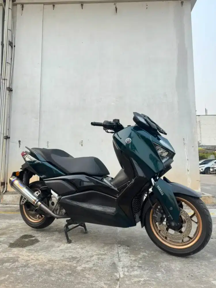 JUAL XMAX CONNECTED TAHUN 2023 GRES
