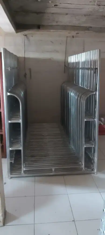 SCAFFOLDING / STEGER GALVANIZE T170