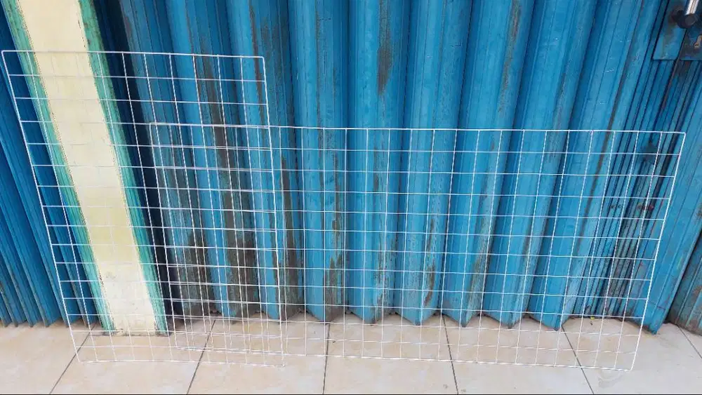 2 Ram Aksesoris dan 50pcs gantungannya