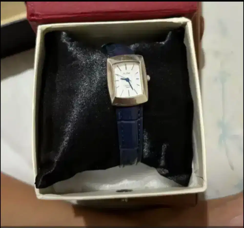 Jam tangan Alba Woman