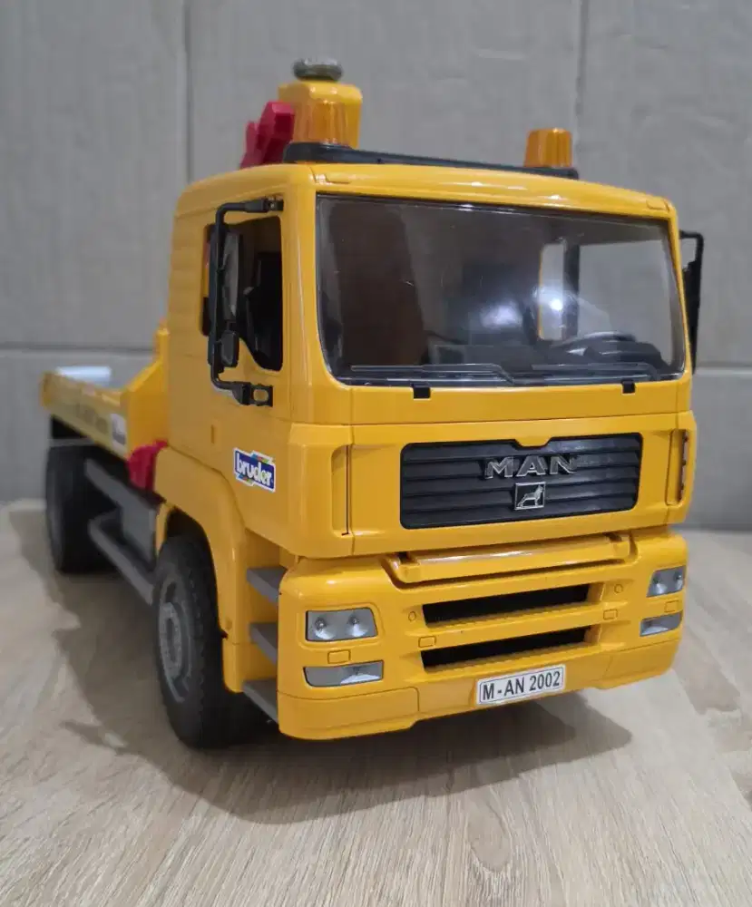 Bruder crane TGA