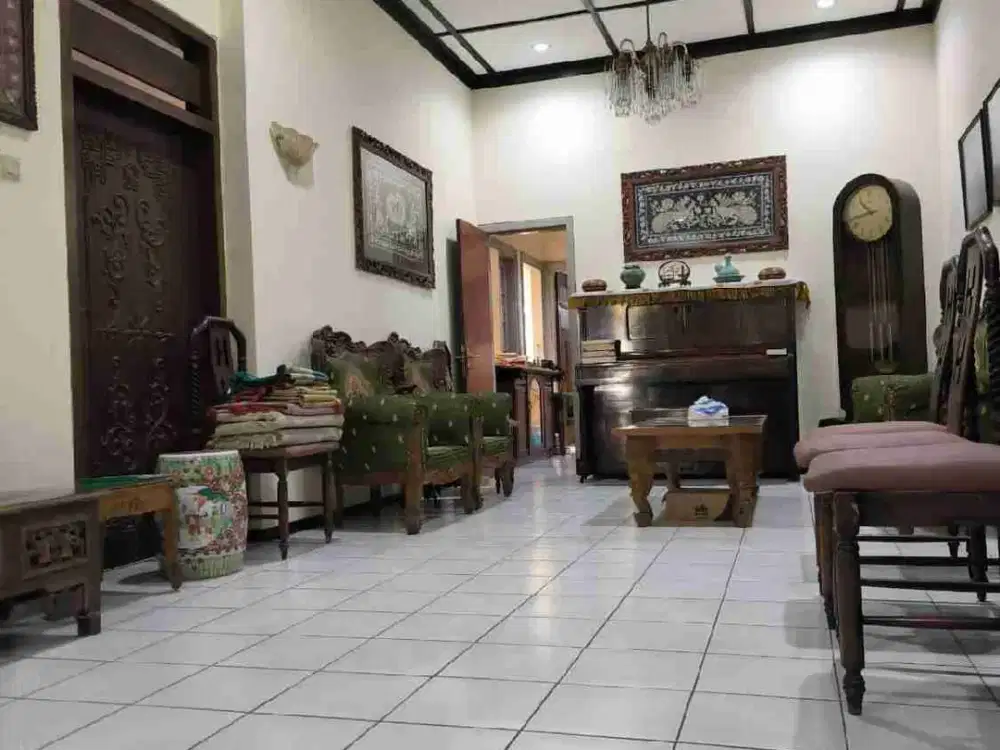 Dijual Rumah di Jalan Dr Cipto Tegalsari Surabaya Pusat