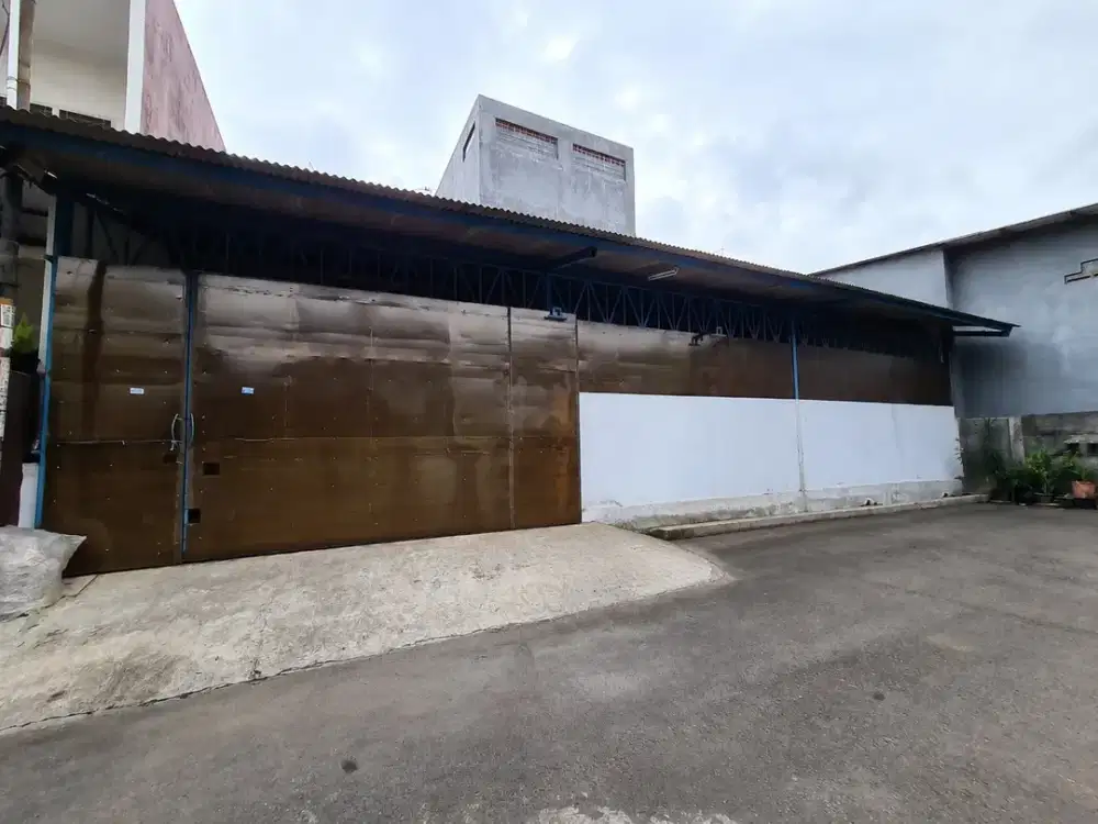 Gudang Luas 114 Meter di Kosambi Baru Dekat Green Lake City Siap Pakai