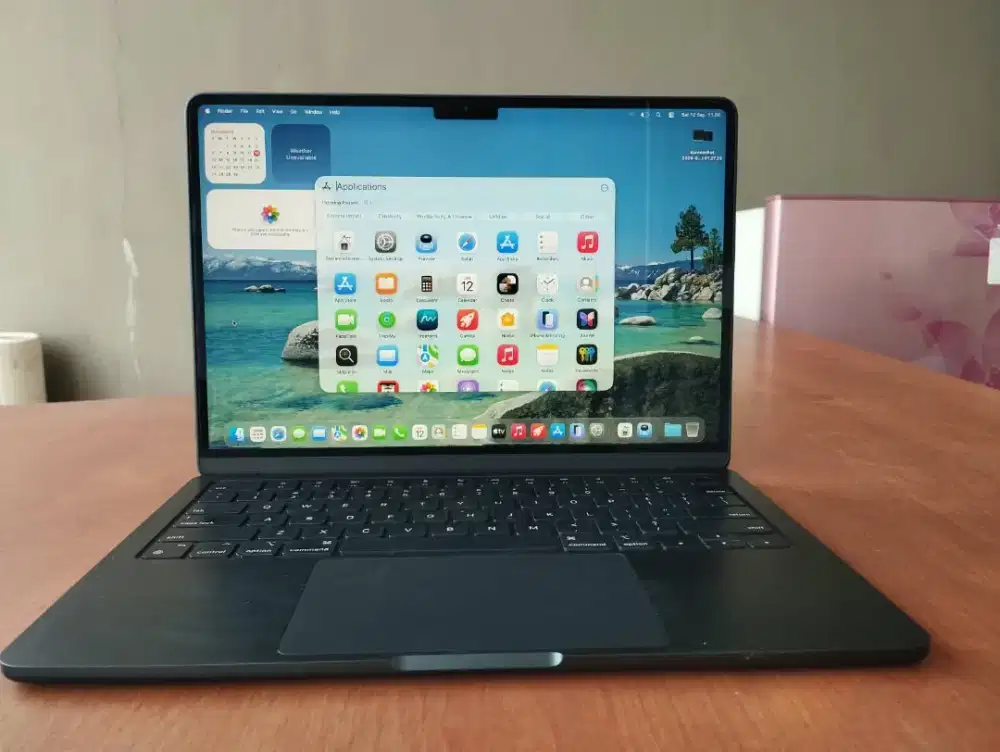 Terima beli laptop macbook apple M1 sampai M5 harga tinggi di jemput