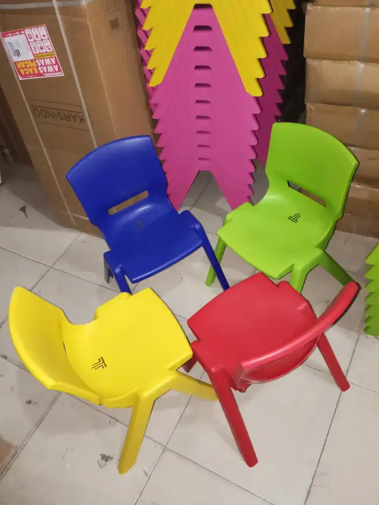 KURSI ANAK TK /PAUD