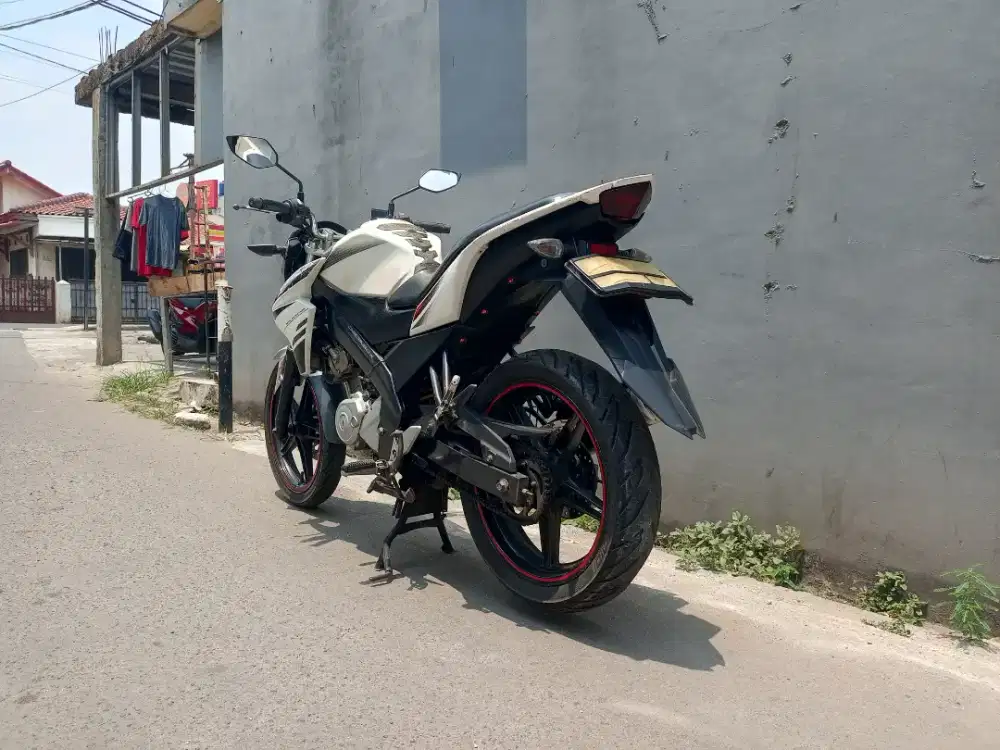 Yamaha Vixion tahun 2014 cakep siap pakai