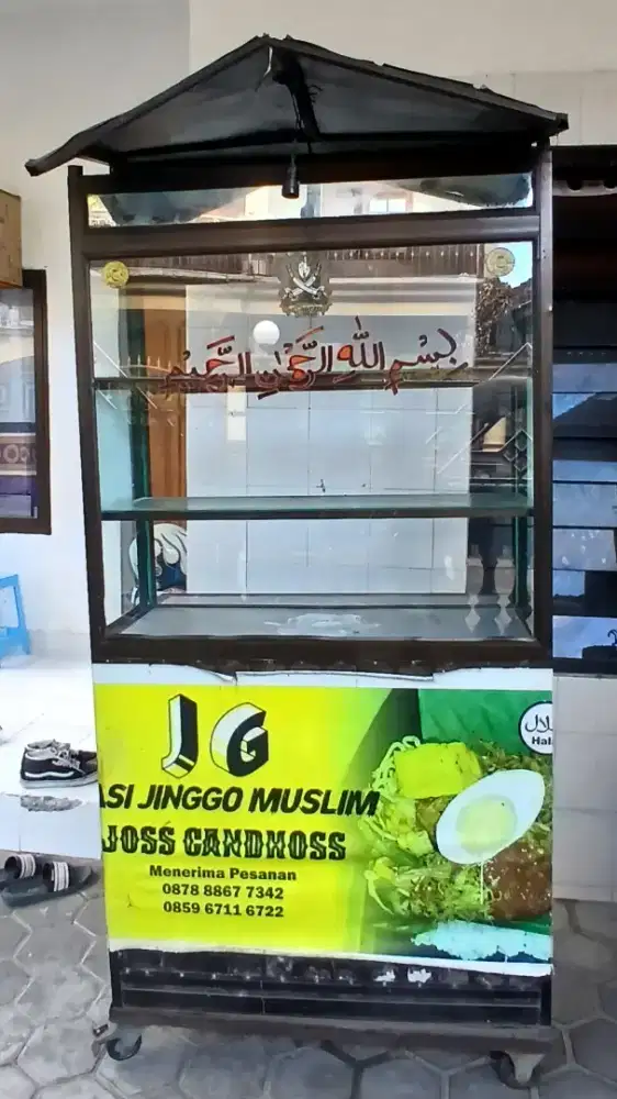 Rombong Bekas Jualan Nasi Jinggo