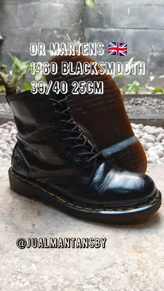 DR MARTENS 1460 Vintage Blacksmooth Made in England
