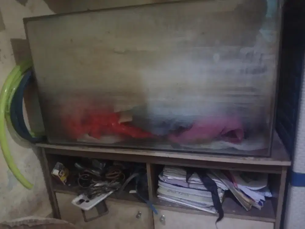 Jual Murah saja Aquarium +meja