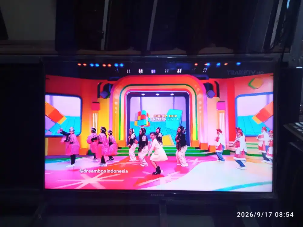 Tv Samsung 32 in normal type ua32fh4003r