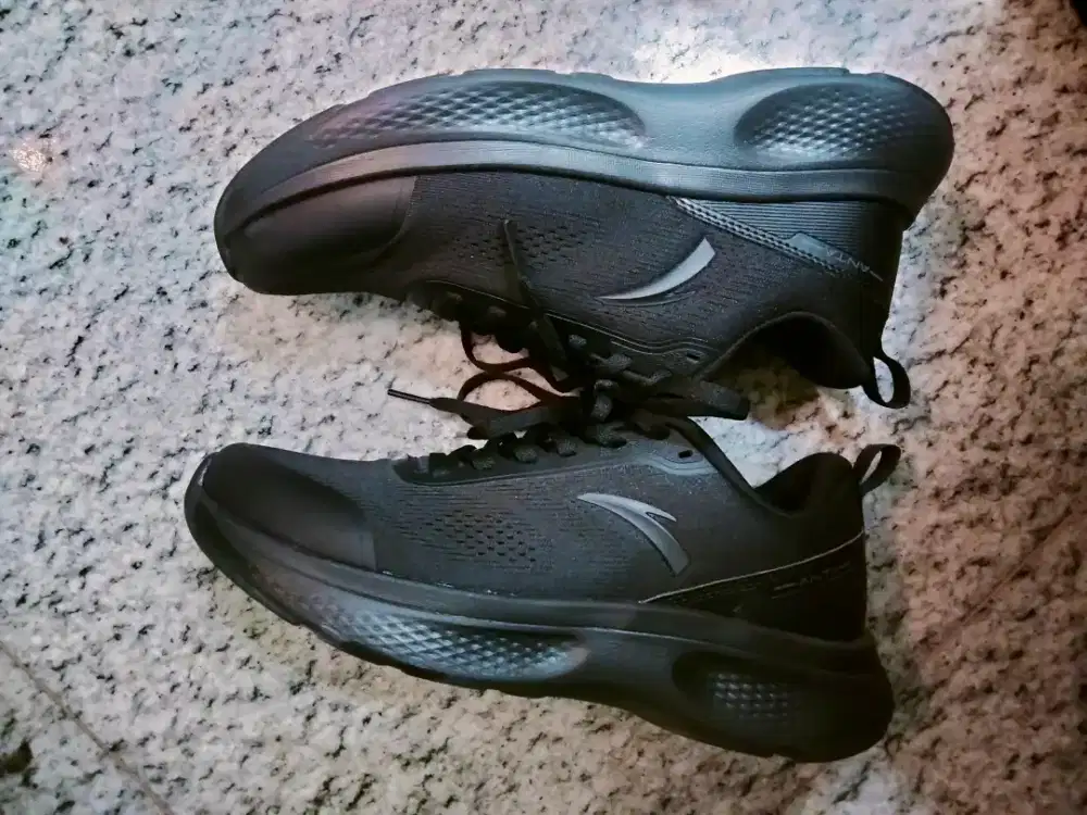 sepatu ANTA Basic Walking size 39/40 full Black