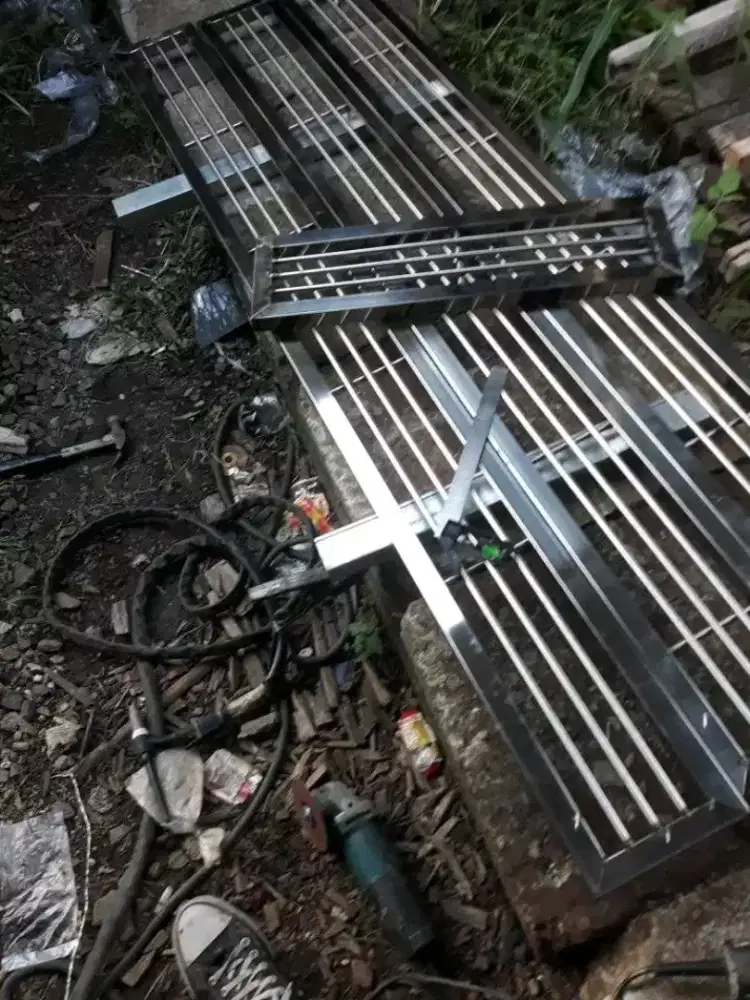 Pagar dan hendrailing