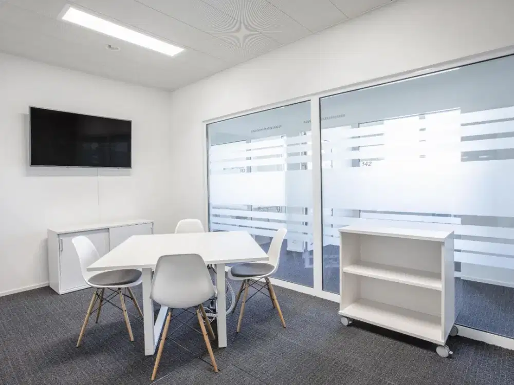 Ruang kantor pribadi untuk 4 orang di Regus Altira Business Park