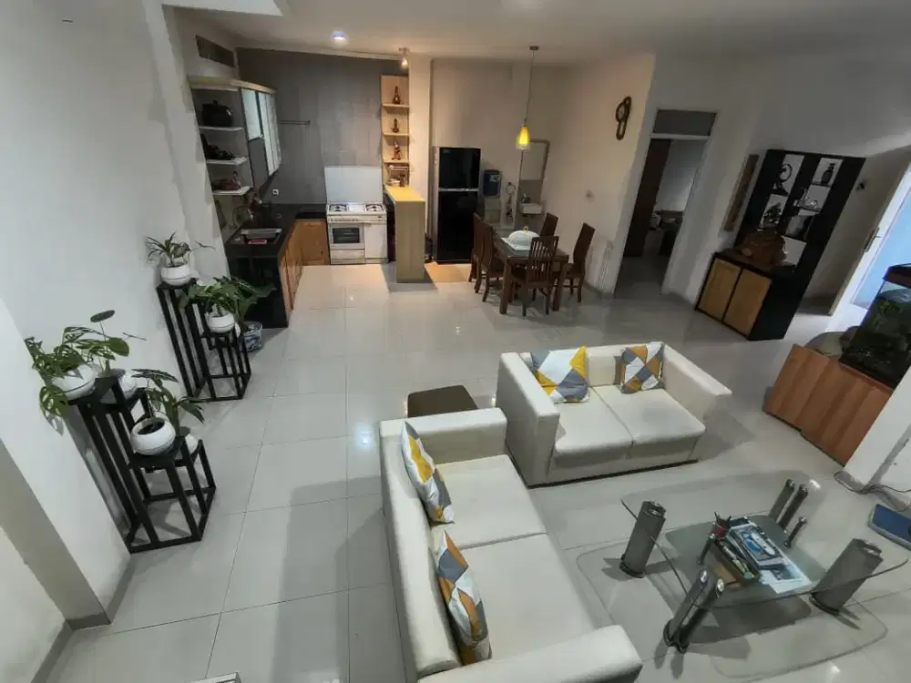 Rumah Modern Minimalis Siap Huni di Taman Kopo Indah 1