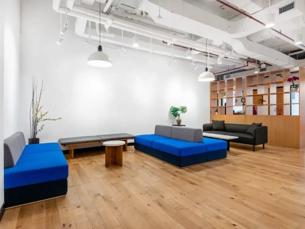 Keanggotaan coworking fleksibel di Signature Revenue Tower