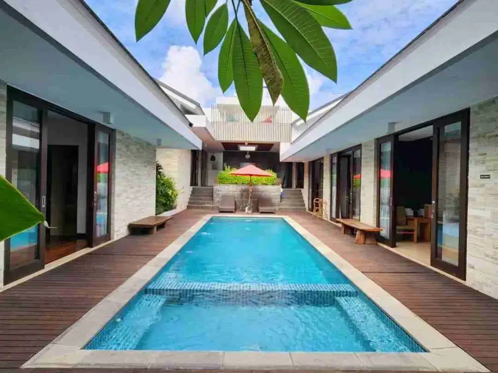 Villa Mewah One Gate dengan Pemandangan Laut Nusa Dua