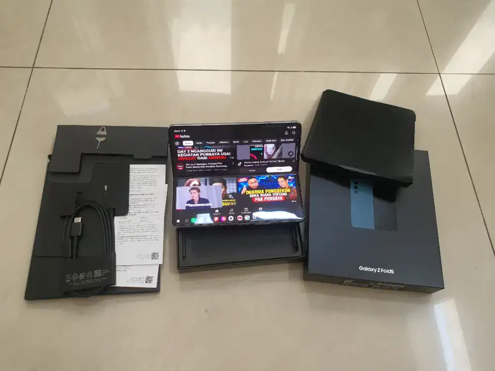 Samsung Galaxy Z Fold 5 5G ram 12/512gb ex grs resmi Sein original