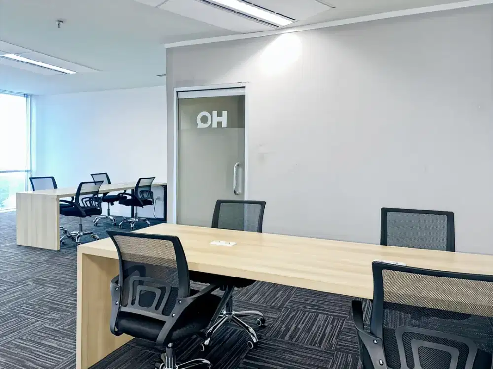 Ruang coworking di HQ Graha Pena