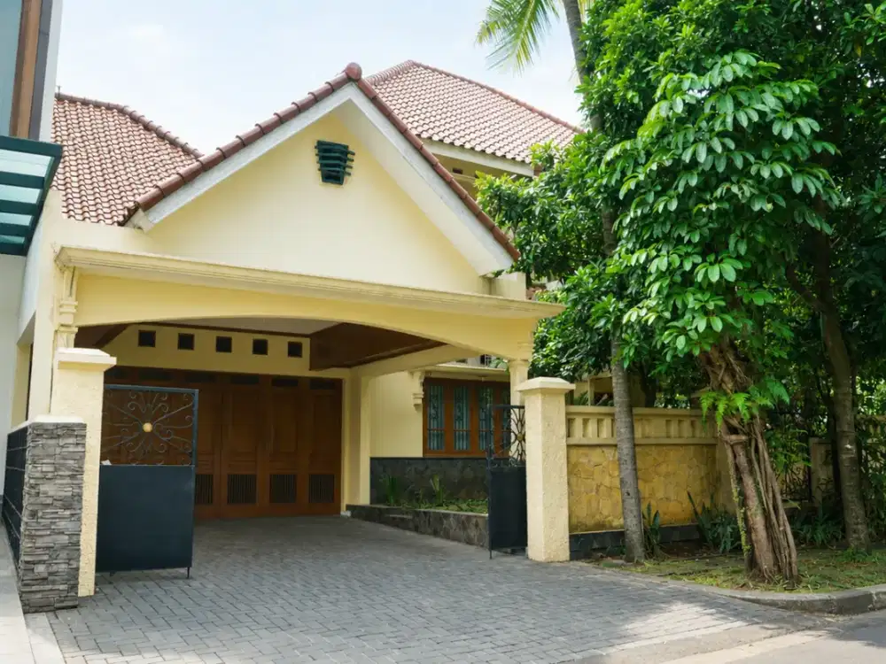 Rumah Siap Huni di Perumahan Pesona Khayangan Depok Blok Ef No. 9 | Akses Mudah ke Area Utama Depok - Harga Nego Sampai Jadi