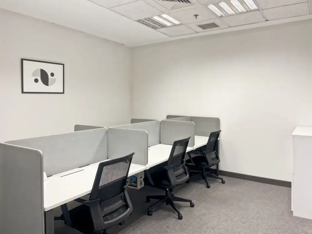 Pesan tempat di area coworking reservasi atau hot desk di Regus Menara Sunlife