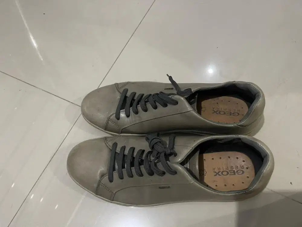 Sepatu Geox size 45