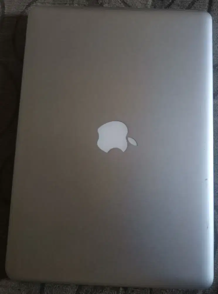 Macbook pro 2012 8/256 ssd