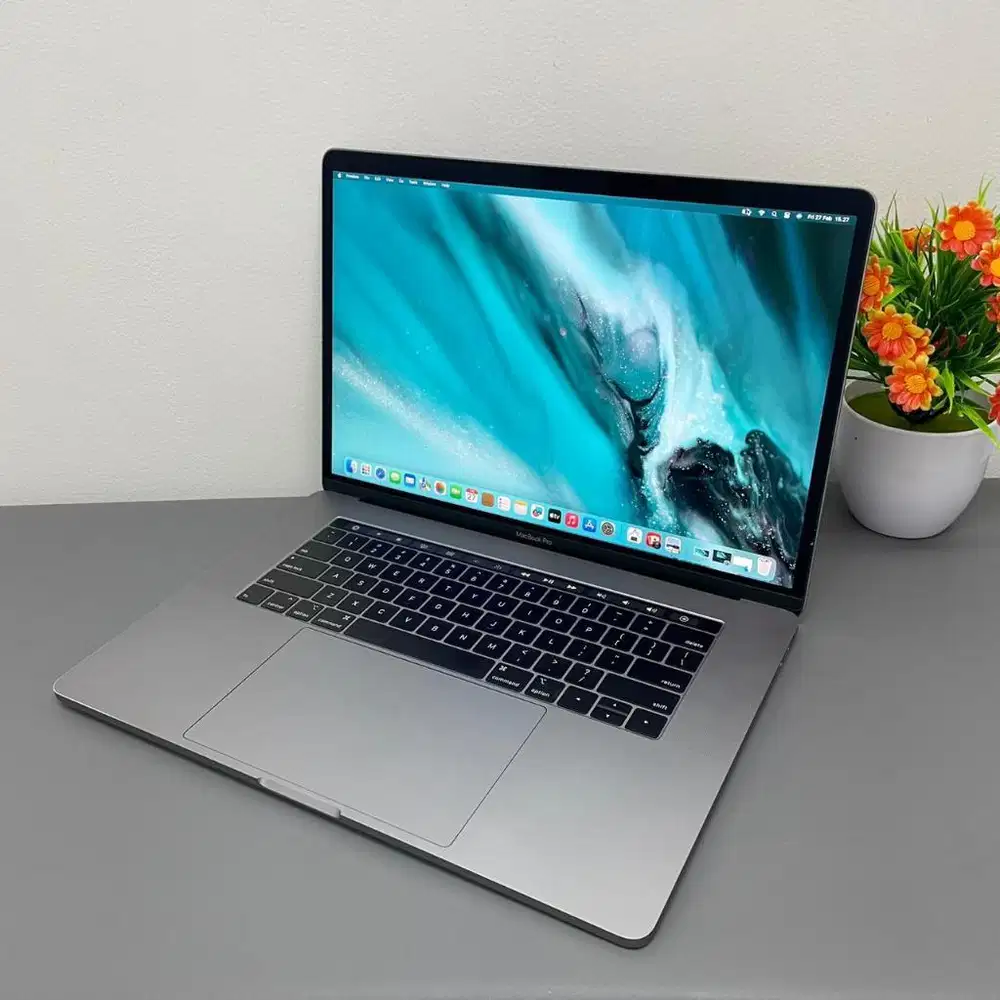 Macbook pro 2018 Touchbar - Core i7 - RAM 16GB SSD 512GB | LIKE NEW