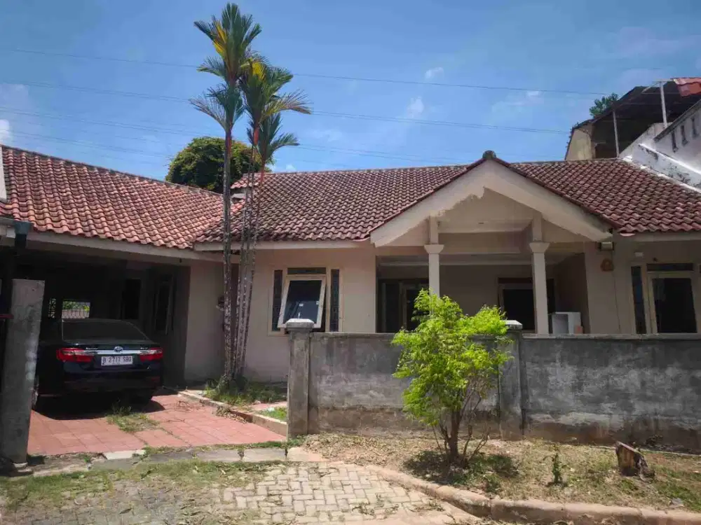Dijual Rumah Sukajadi dengan tanah luas