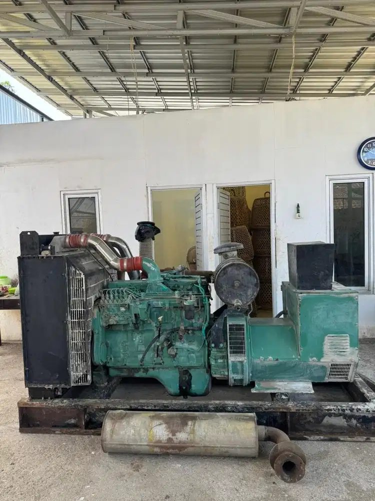 GENSET SECOND PEMAKAIAN PRIBADI MASIH BAGUS LAYAK PAKAI