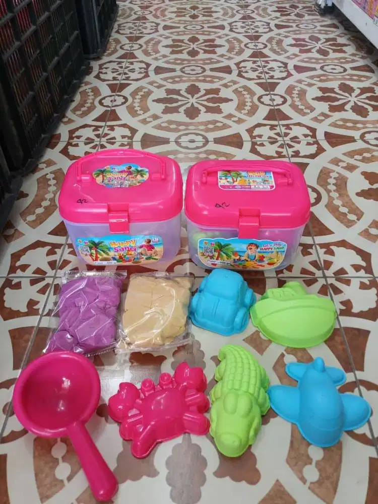 mainan anak cetakan pasir set pasir