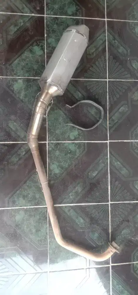 KNALPOT AKRAPOVIC
