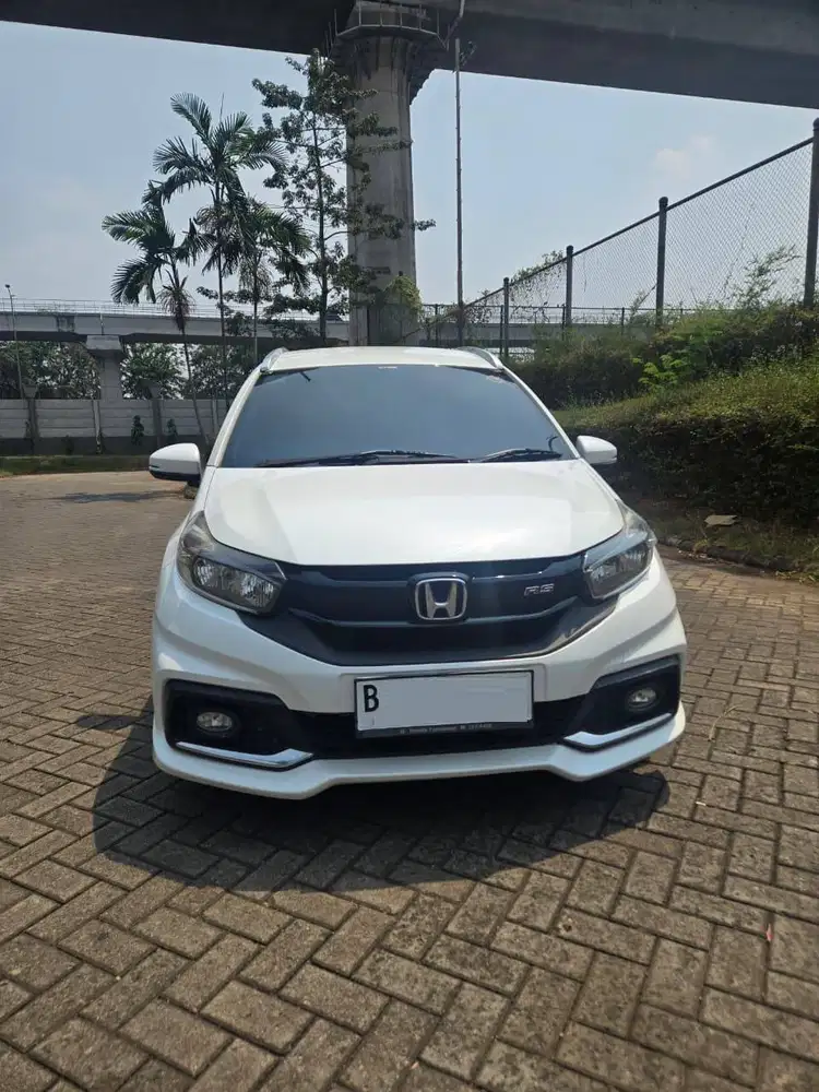 Honda MOBILIO RS CVT 2018 Putih Good ConditioN TDP Hanya 8Jt