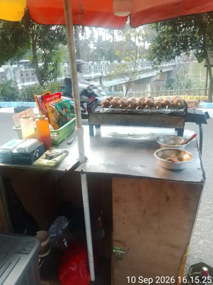 Jualan baso bakar