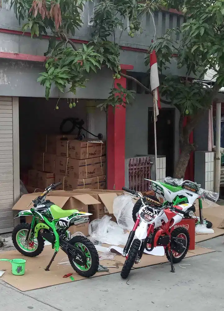 Mini Trail Anak Mesin Tarik / Bensin 50cc 2 Tak PMB UTX 701