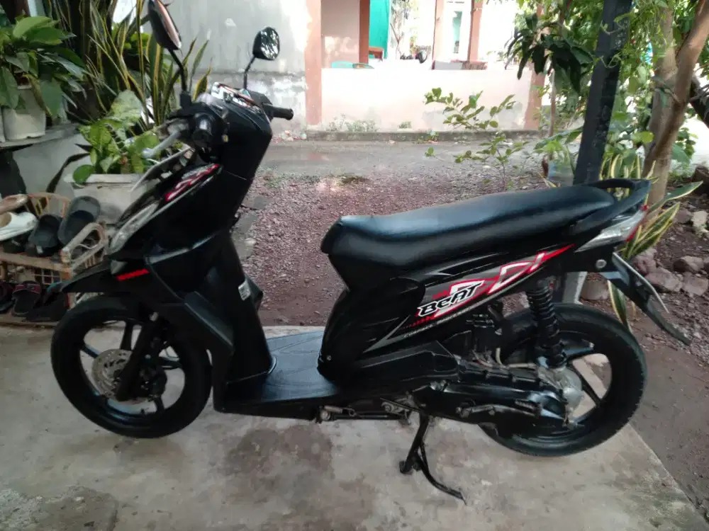Di jual honda beat 2012