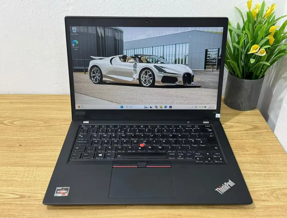 Dijual - Lenovo Thinkpad X13 G1 TC - Ryzen 5 4650U RAM 16GB SSD 256GB
