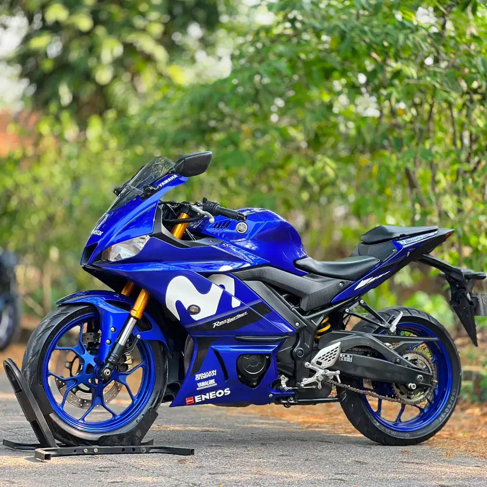 YAMAHA NEW R25 BIRU MOVISTAR 2018 KM RENDAH PAJAK PANJANG SUPER MULUS