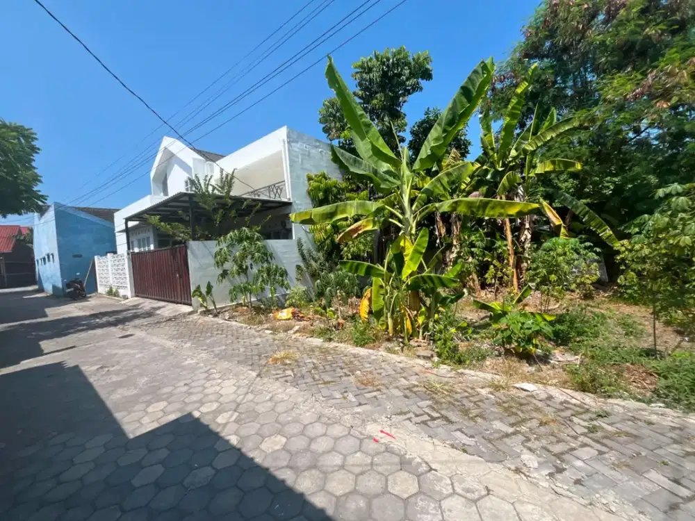 5 Menit Balaikota Jogja dan Gembira Loka Zoo, Tanah SHM siap AJB