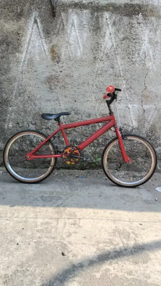Sepeda bmx uk 20