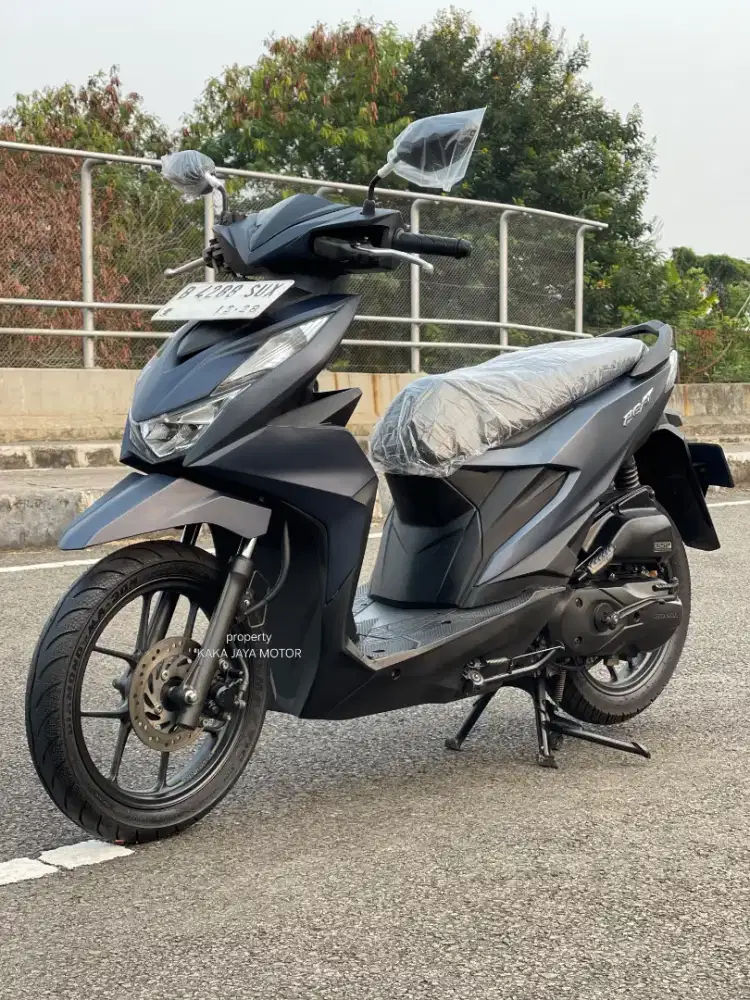 Cash Kredit BEAT DELUXE 2023 Barang Bagus Mulus