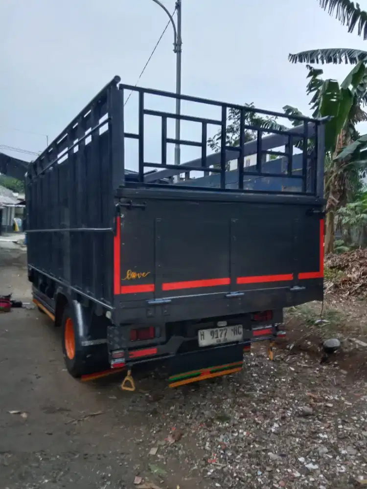 Jasa angkut barang dalam dan luar kota