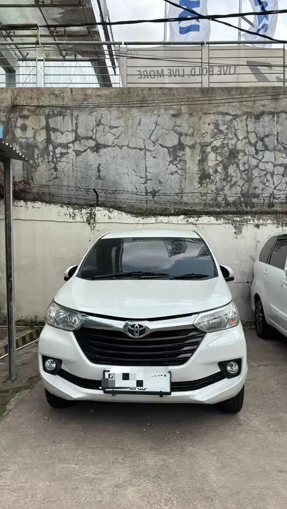 Di jual toyota avanza  transmover thn 2018