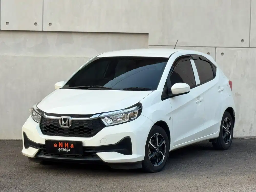 Plat H.. All New Brio E 1.2 CVT A/T 2023.. eNHa garage Semarang.