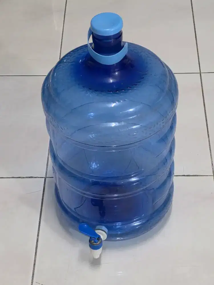 Galon Kosong Air Mineral 19L Ada yg Ada keran & Ada yg Tidak ada Keran
