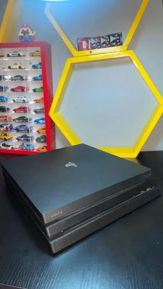 PS4 PRO 1TB ORI