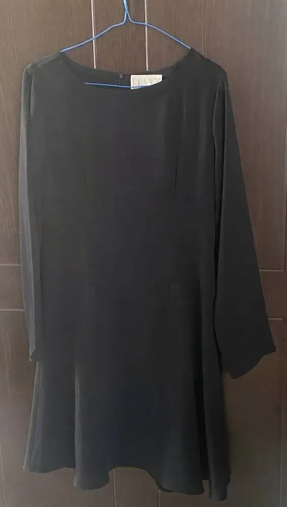 DRESS PESTA HITAM – ELSYS – SIZE L - PRELOVED LIKE NEW