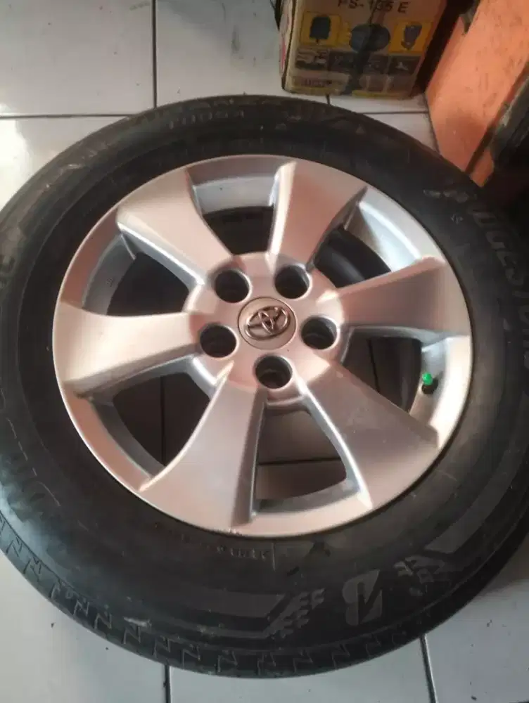 Di jual Velk rac  ring 16