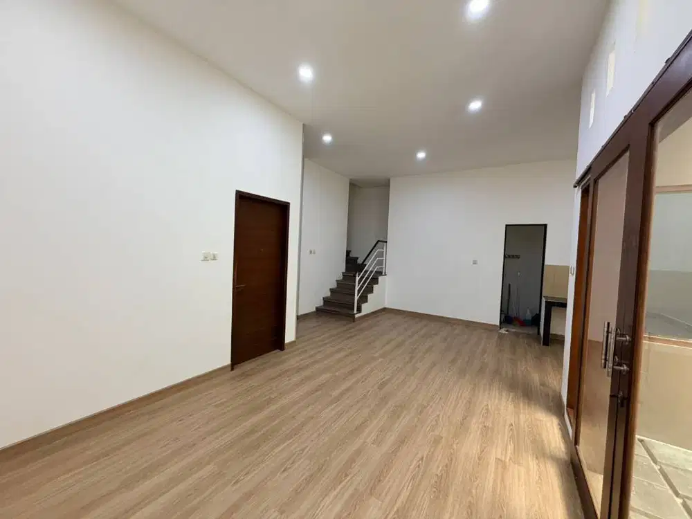 Dijual Rumah Baru Minimalis di Taman Kopo Indah Bandung