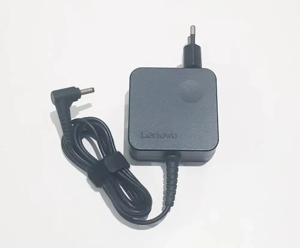 Adaptor Charger Laptop Lenovo Model ADLX45NCC3A 20V 2.25A 45W Slim Tip